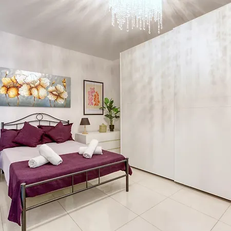 Spacious 2br With Terrace In Charming By 360 Estates Appartement