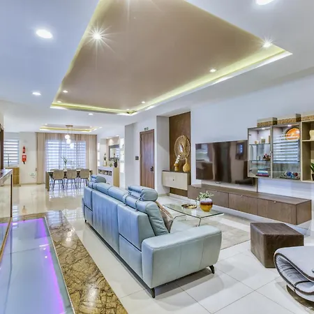 Lägenhet Spacious 2br With Terrace In Charming By 360 Estates Mosta