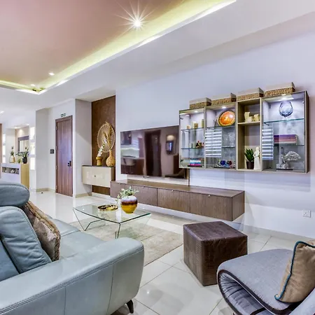 Spacious 2br With Terrace In Charming By 360 Estates Lägenhet *